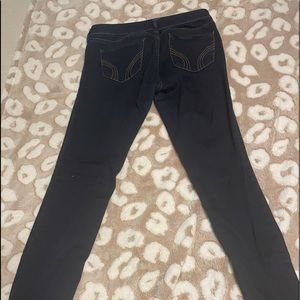 Hollister women’s skinny jeans